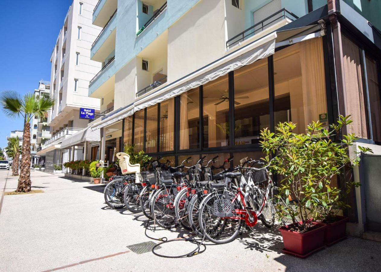 Hotel La Plage Cattolica Esterno foto