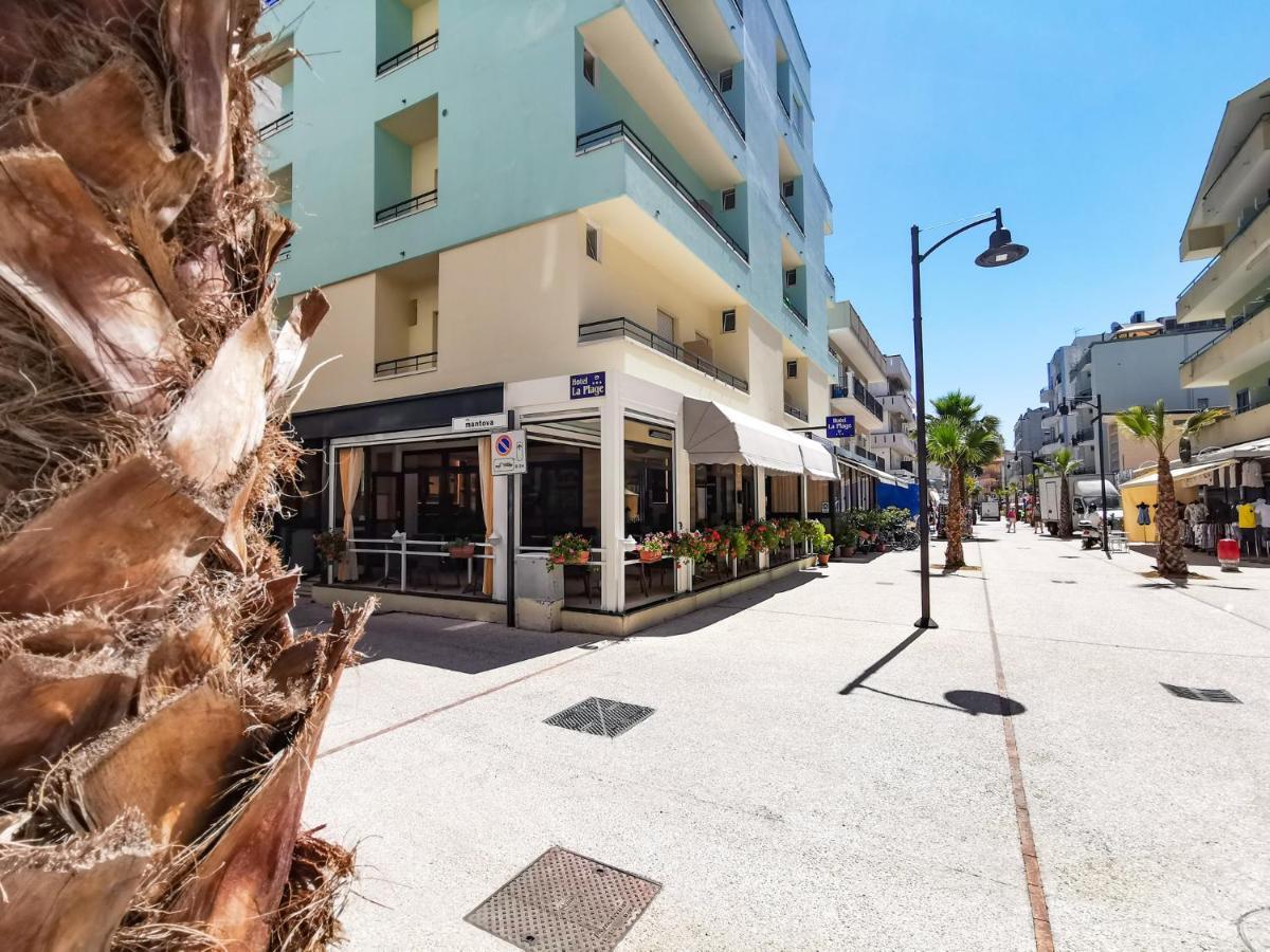 Hotel La Plage Cattolica Esterno foto