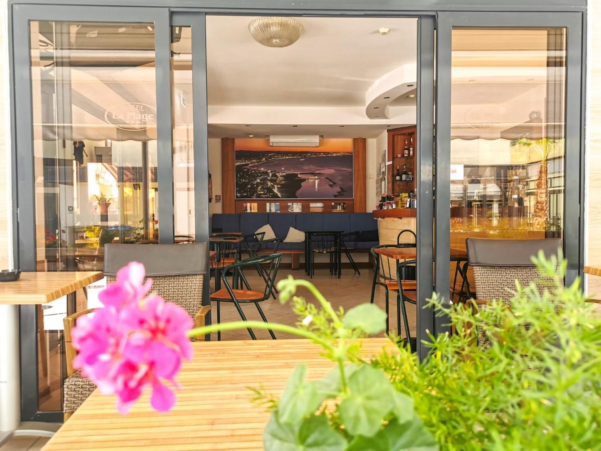 Hotel La Plage Cattolica Esterno foto