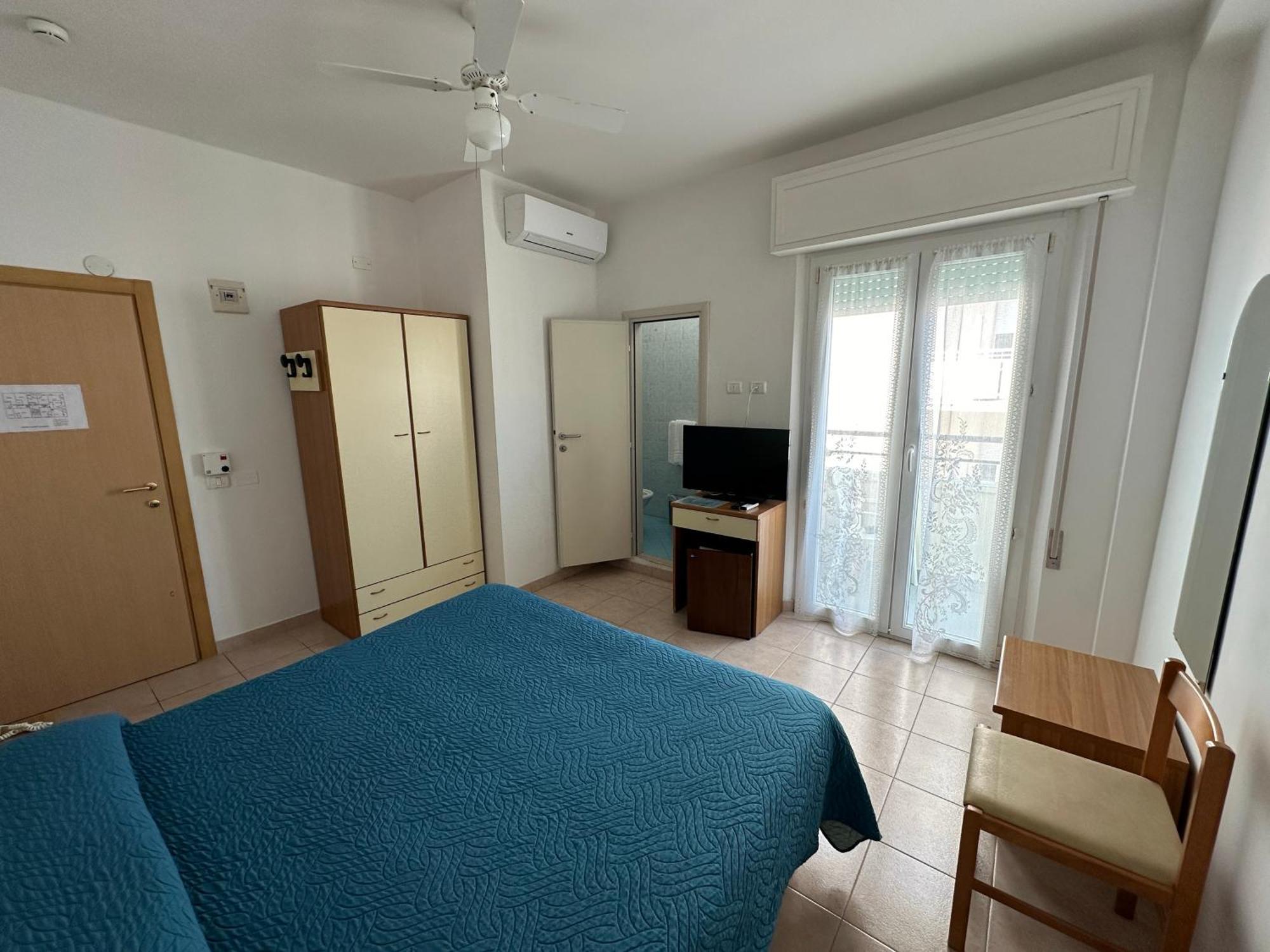 Hotel La Plage Cattolica Esterno foto
