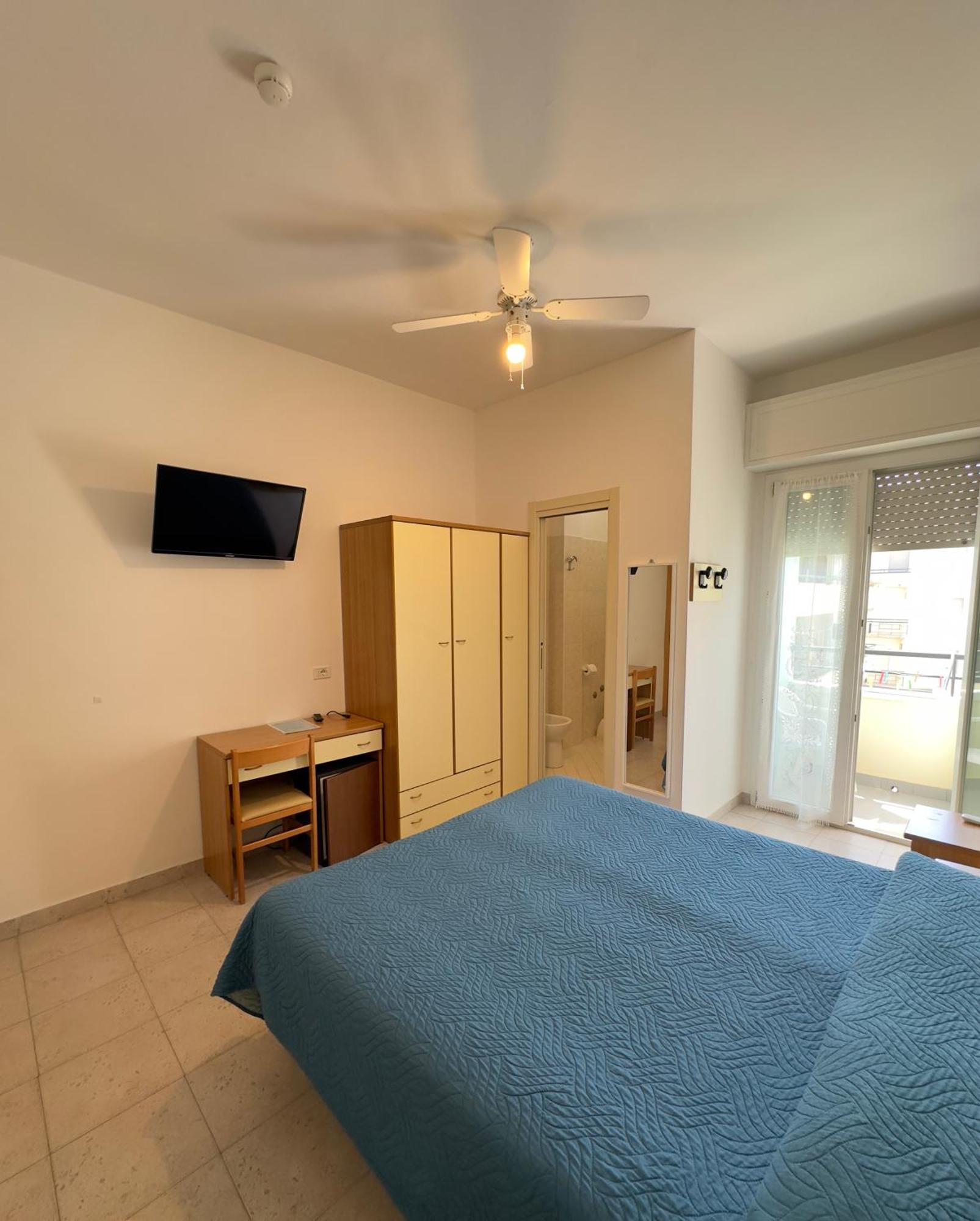 Hotel La Plage Cattolica Esterno foto