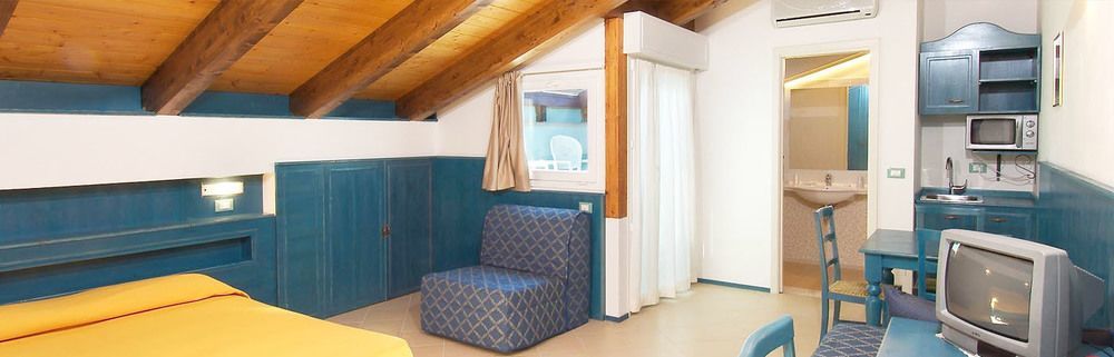 Hotel La Plage Cattolica Esterno foto